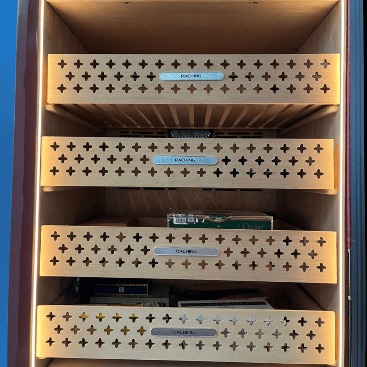 Raching HUMIDOR Raching Reserva RR Series Electric Humidor | 3,000 Cigars