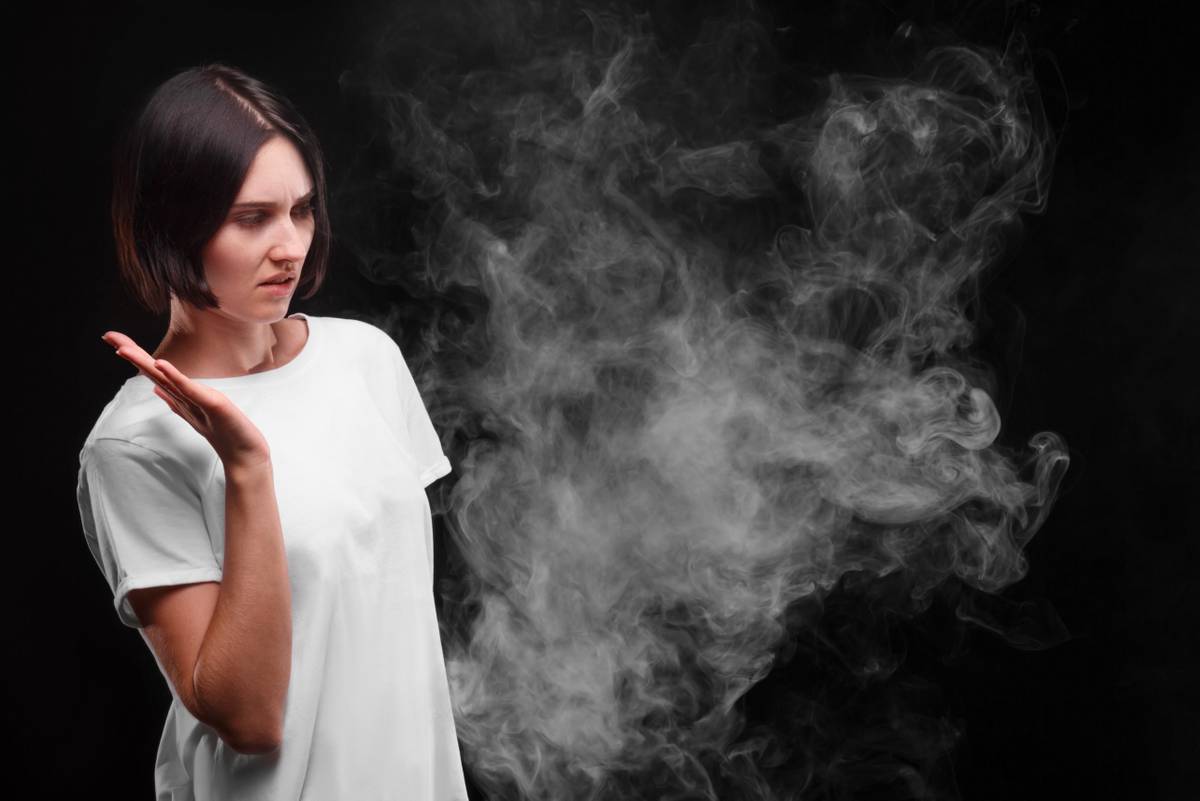 Remove Weed Smell from Clothes