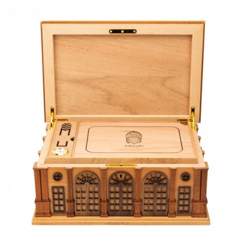 Guangzhou Yujia Smoking Trading Co.,Ltd Desktop Humidor Classic Cedar Wood Desktop Humidor | 80 Cigars