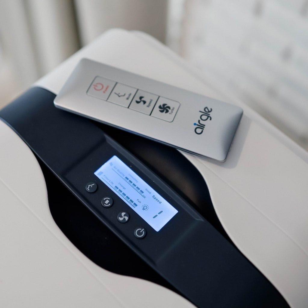 Airgle AG300 Air Purifier Remote and Display Screen