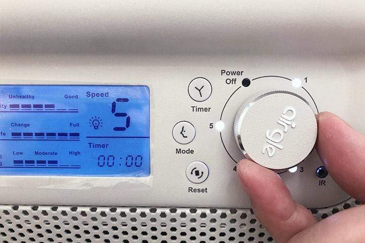 Airgle AG900 Air Purifier Dial and Display Screen